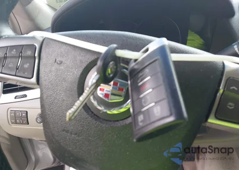 2009 Cadillac Srx V6 z USA, uszkodzony, nr VIN 1GYEE637690144890